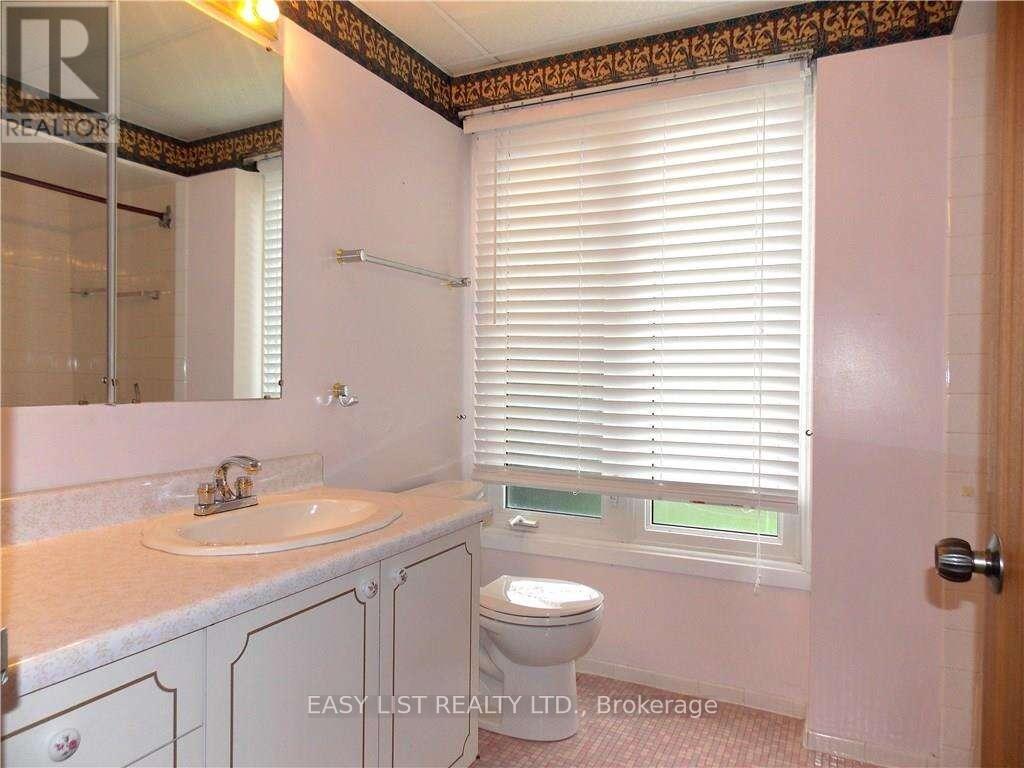 3288 CLEARWATER CRESCENT - 12