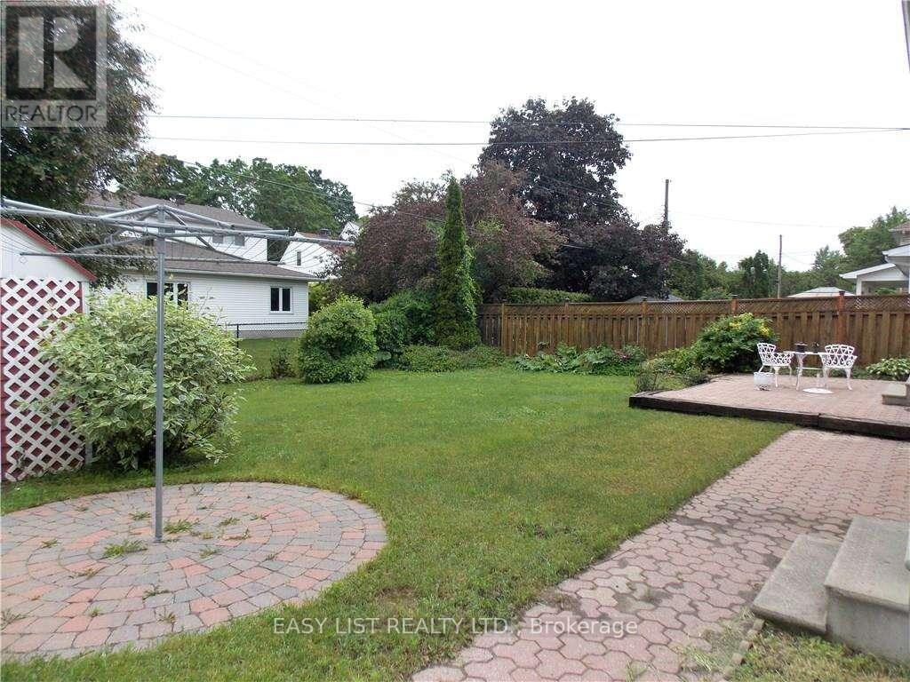 3288 CLEARWATER CRESCENT - 22