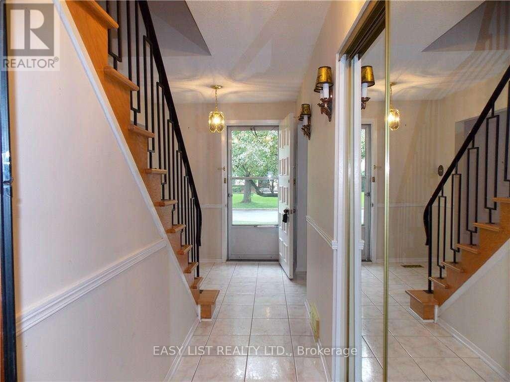 3288 CLEARWATER CRESCENT - 3