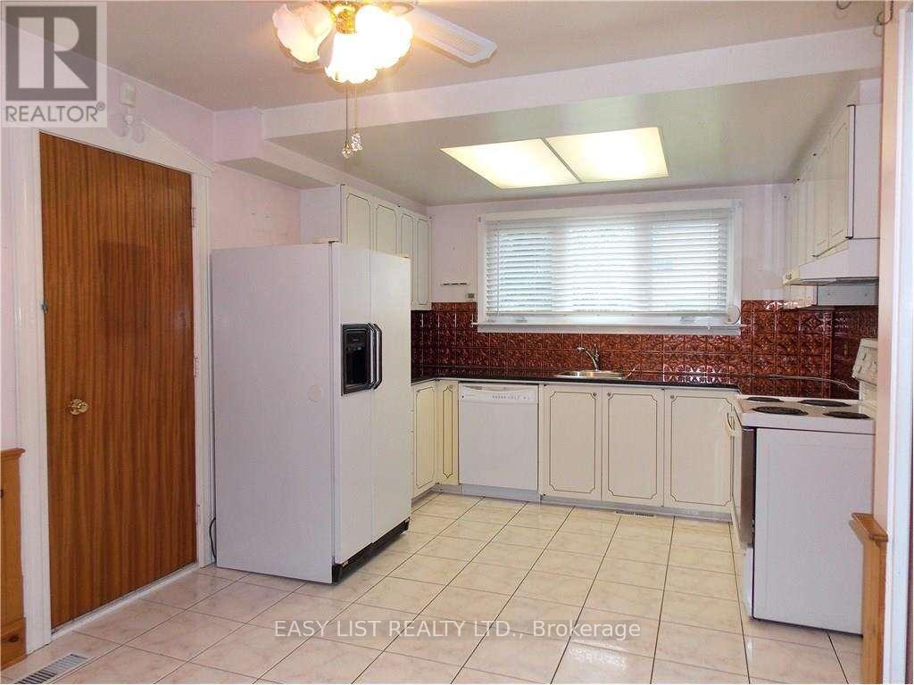 3288 CLEARWATER CRESCENT - 6