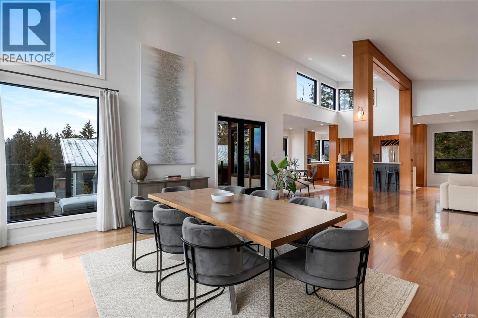 6897 McKenna Crt - 20