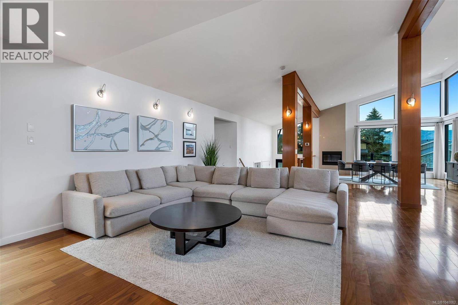 6897 McKenna Crt - 7