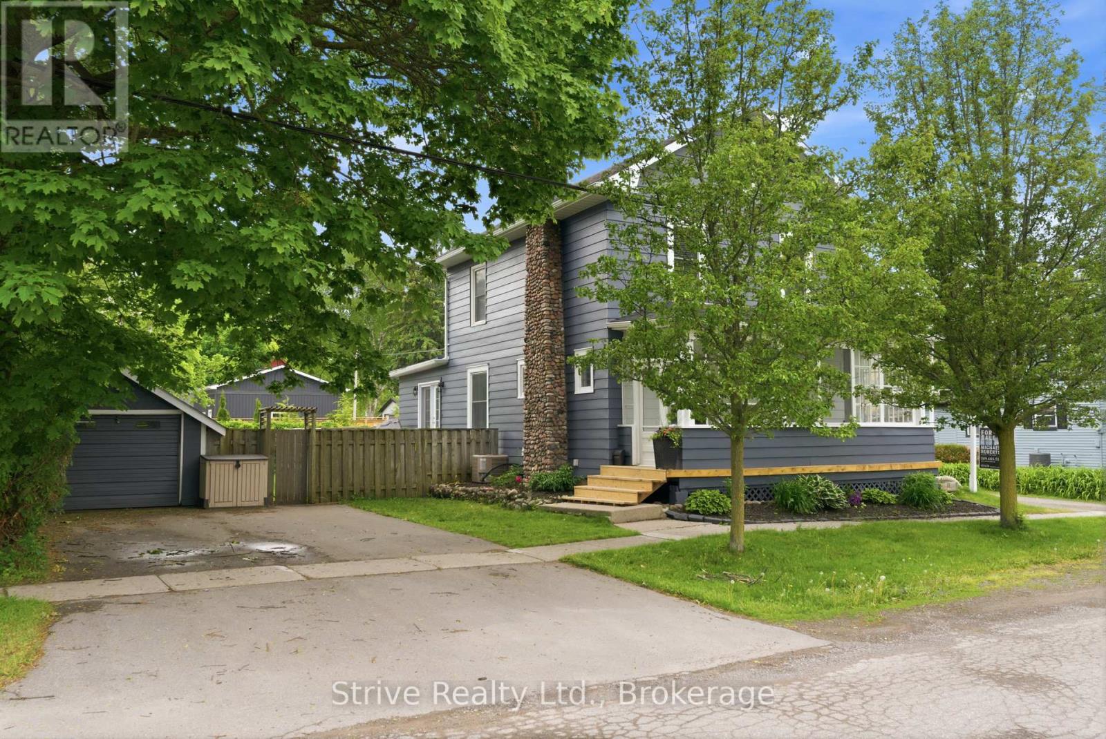10 JULIA STREET - 2