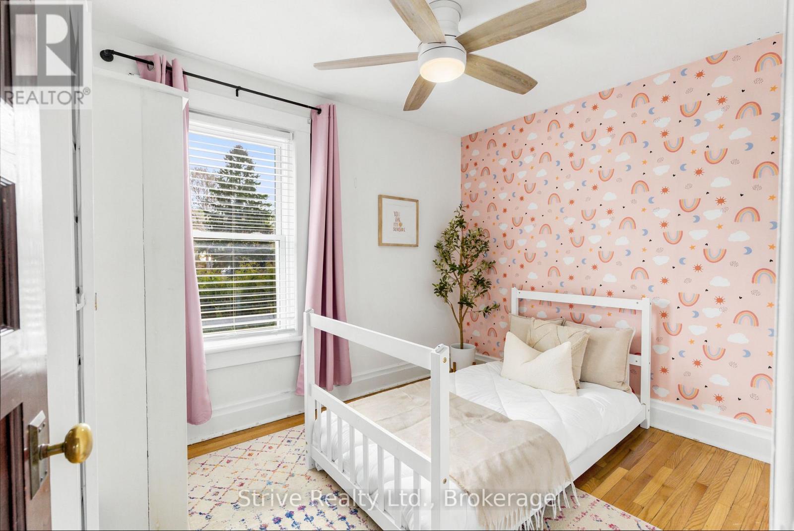 10 JULIA STREET - 29