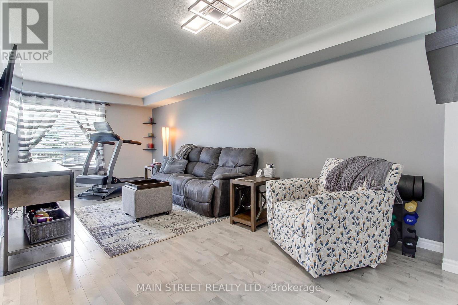 17 HIRST AVENUE - 8