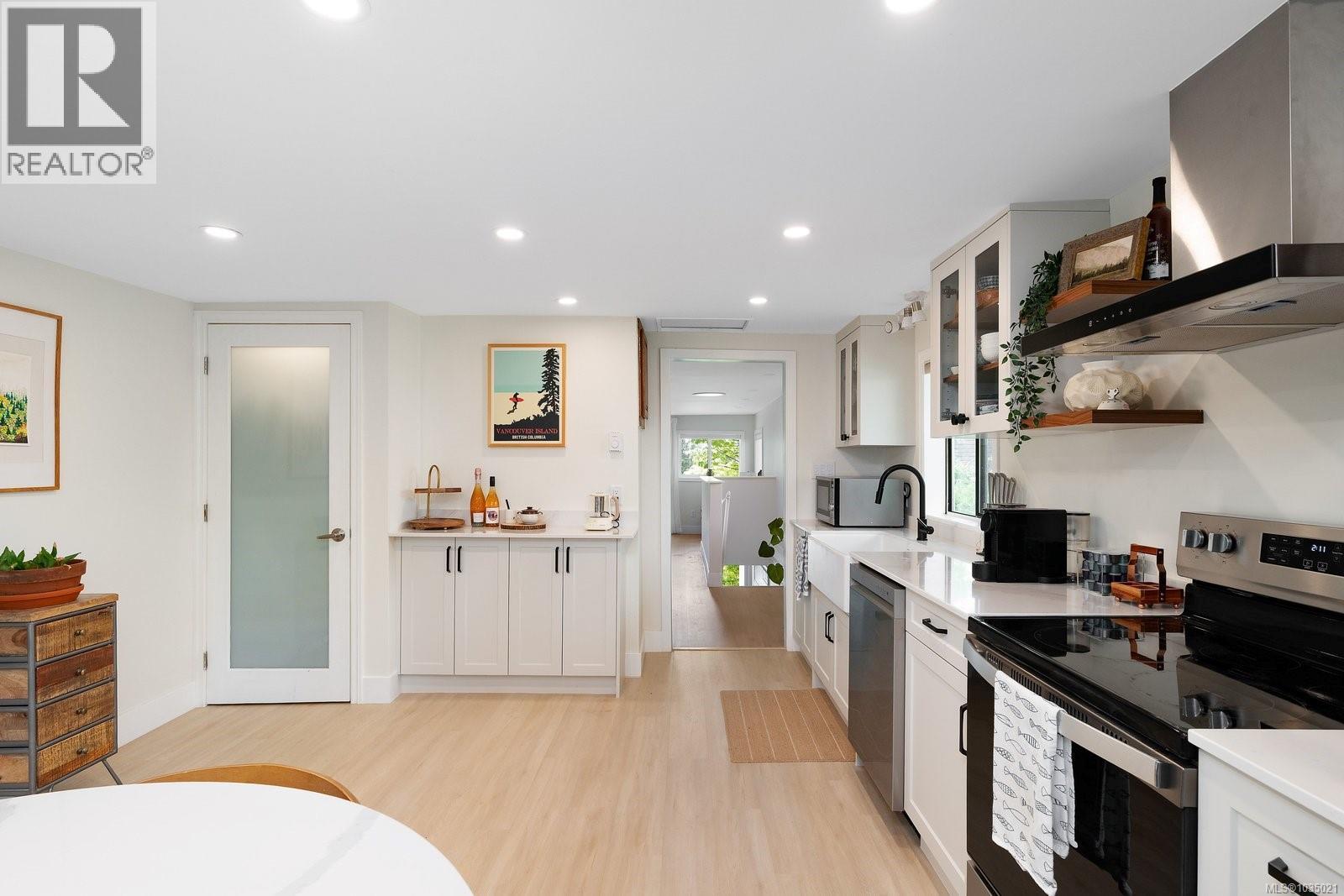  1055 Trillium Road, Langford