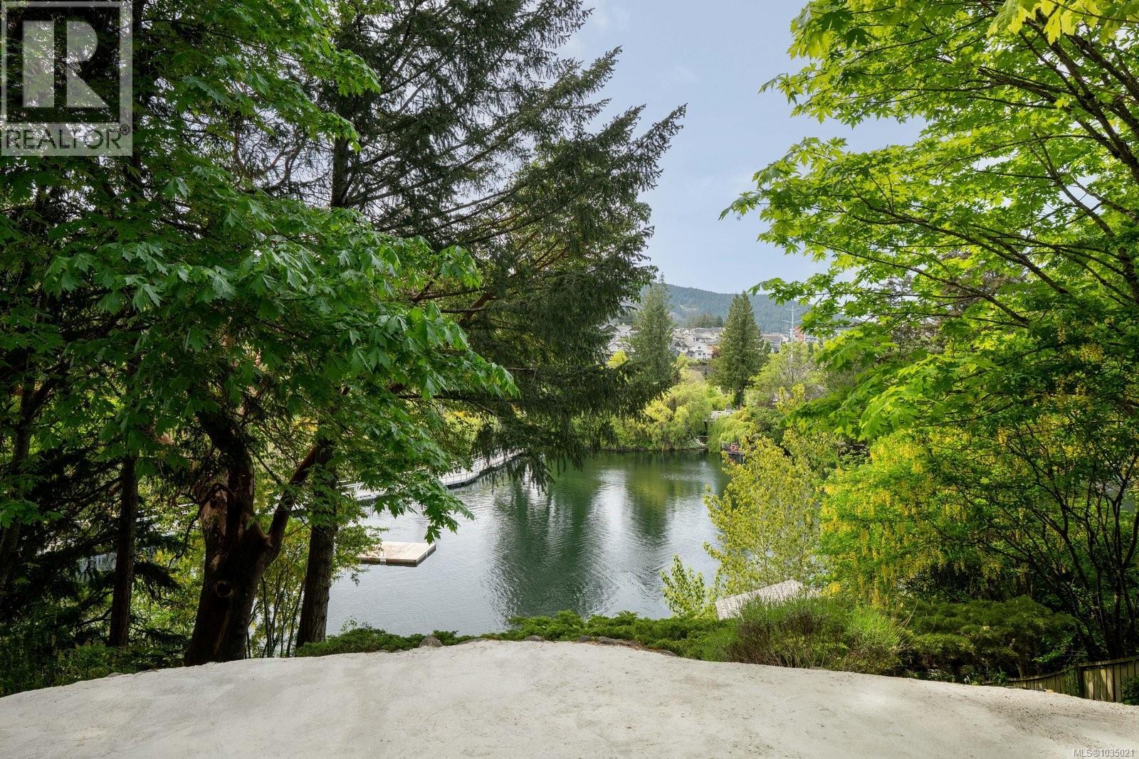  1055 Trillium Road, Langford
