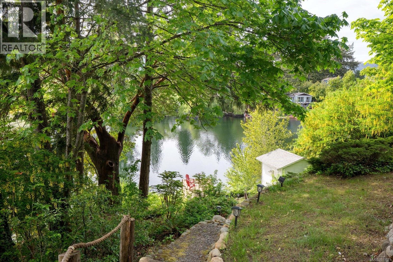  1055 Trillium Road, Langford