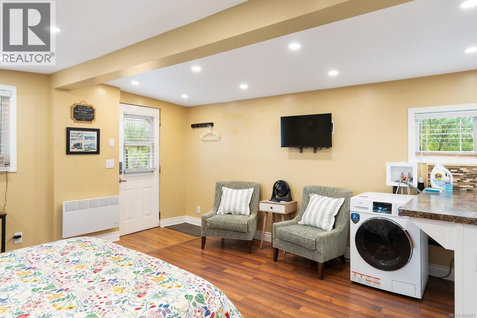  1055 Trillium Road, Langford