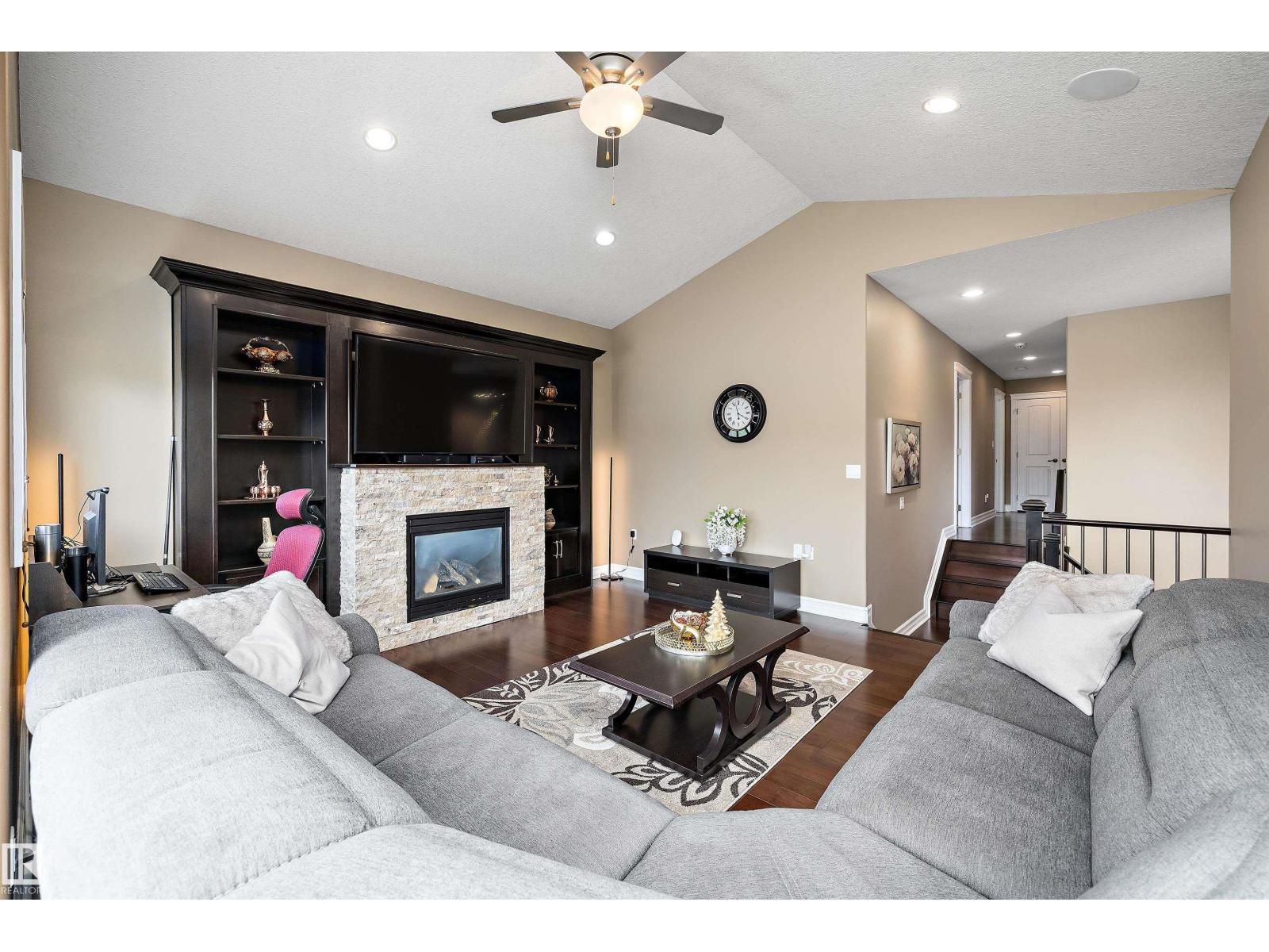 1511 CUNNINGHAM CA SW — photo 29