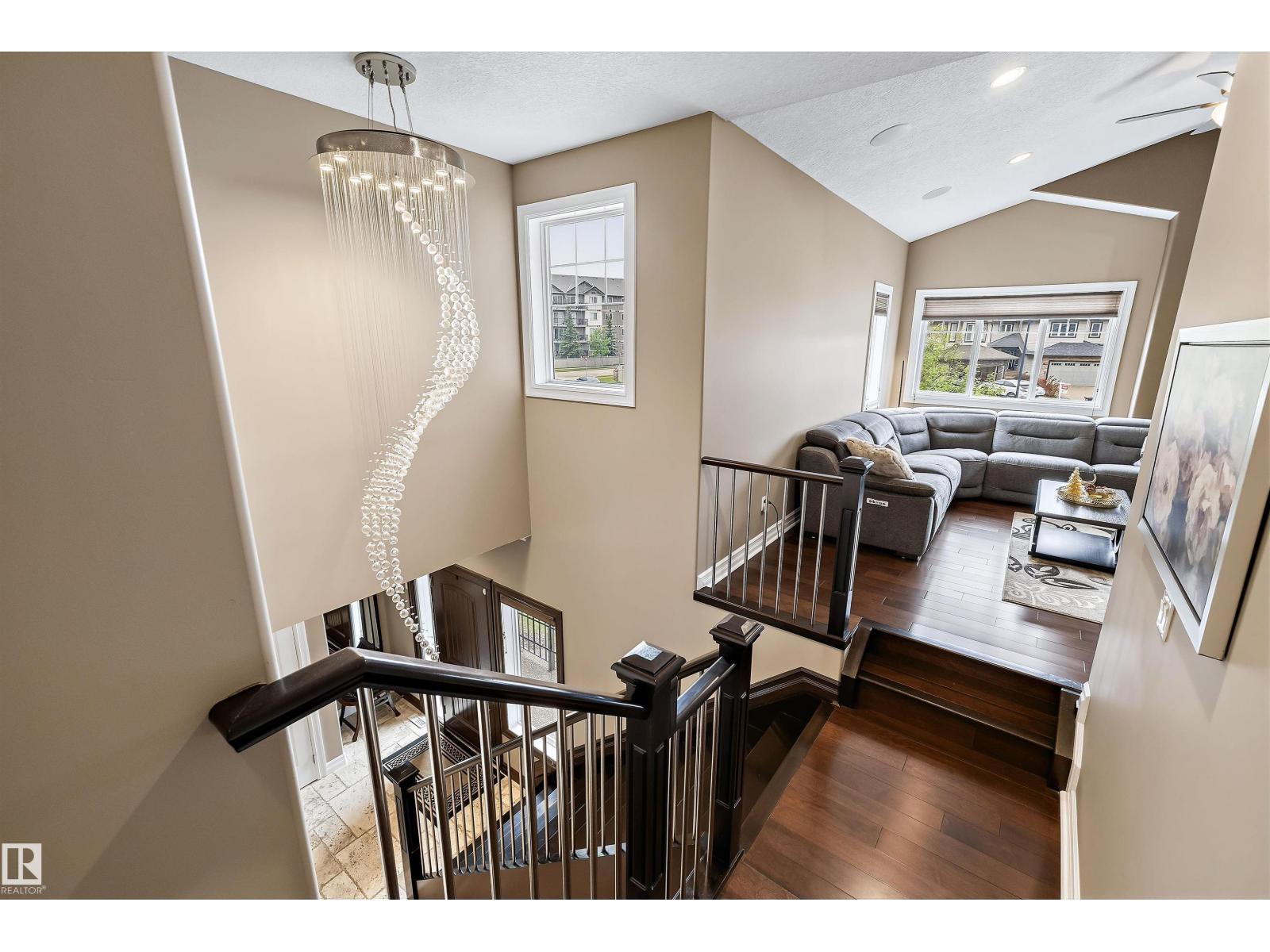 1511 CUNNINGHAM CA SW — photo 31