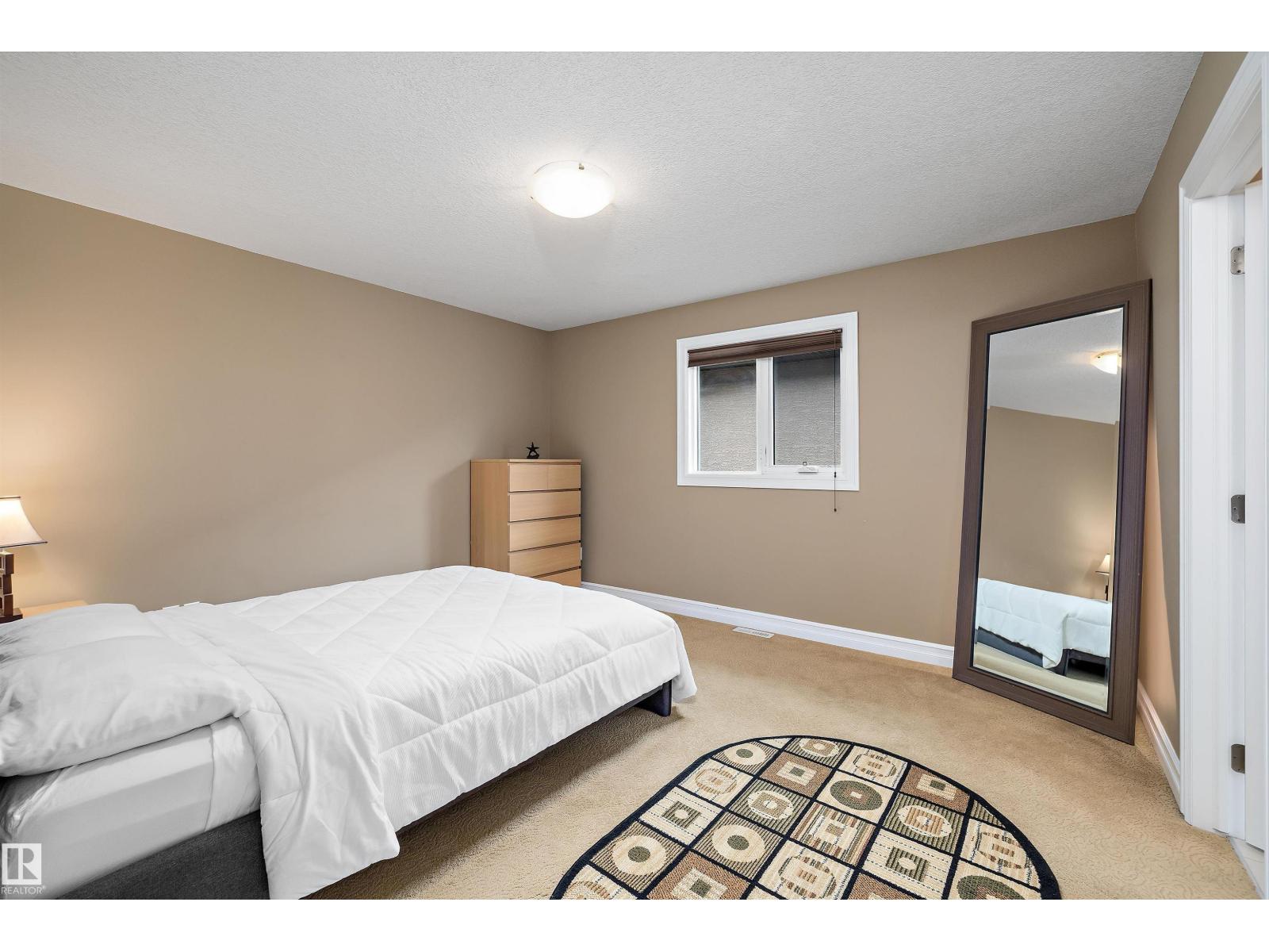 1511 CUNNINGHAM CA SW — photo 32