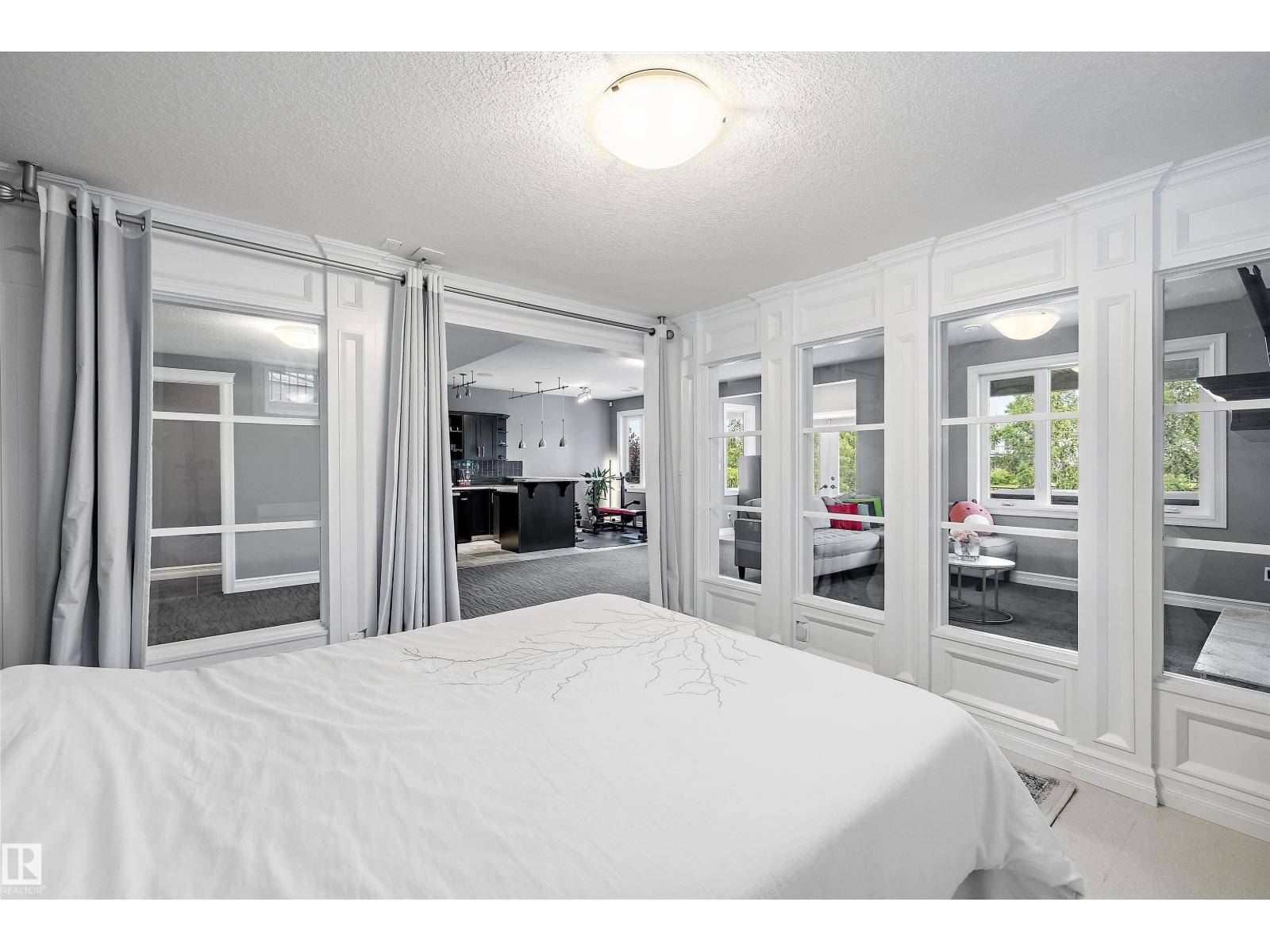 1511 CUNNINGHAM CA SW — photo 58