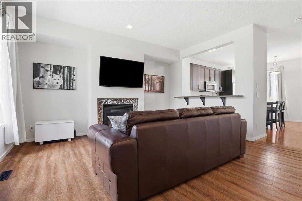 184 Chapalina Square SE - photo 2