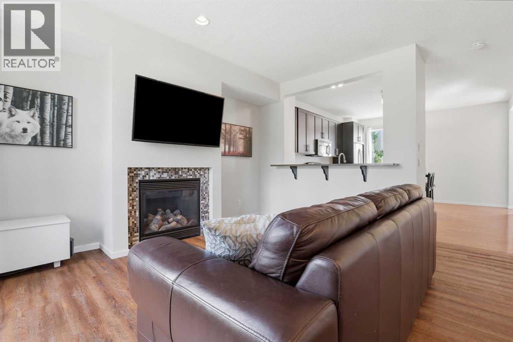 184 Chapalina Square SE — photo 8