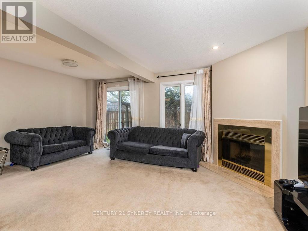 1 WINNEGREEN COURT - 7
