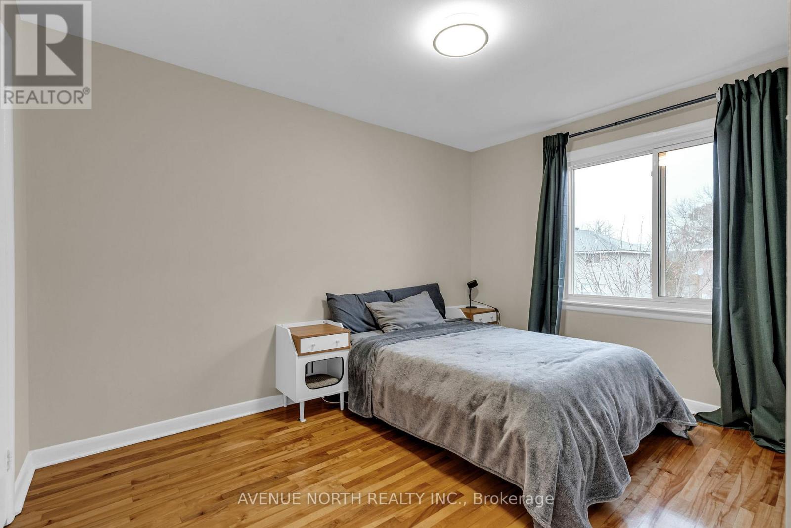 1202 SUMMERVILLE AVENUE - 13