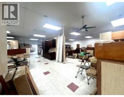 331 Columbia Avenue, Castlegar, BC V1N1G6 Photo 6