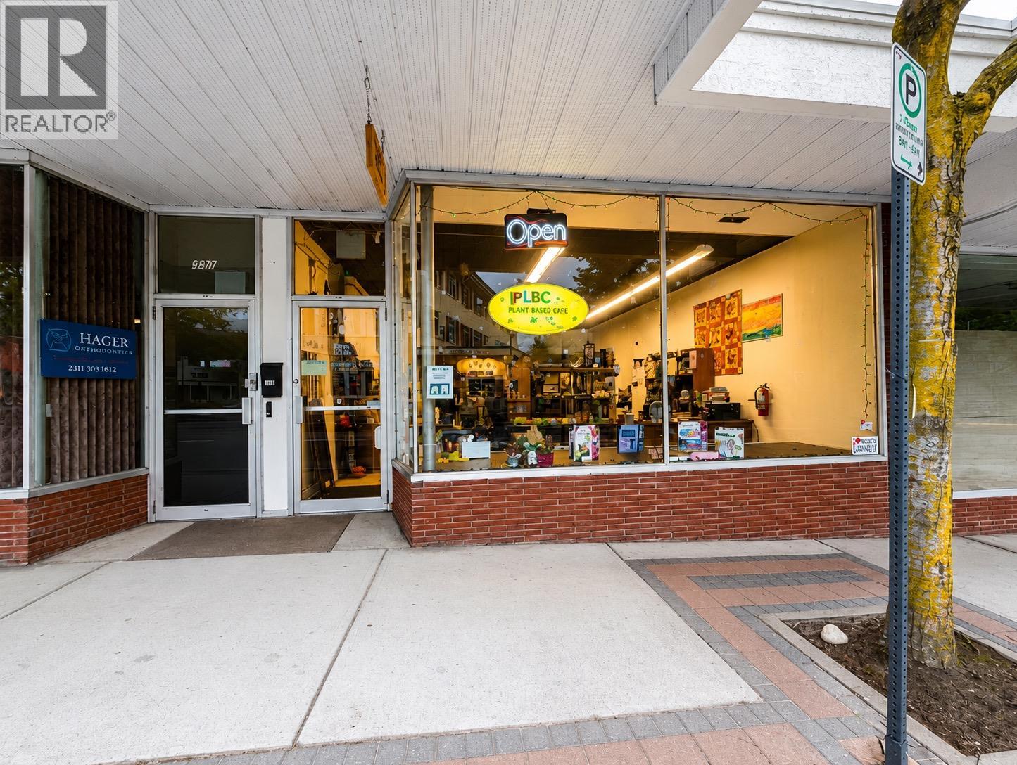  1127 4TH Street, Castlegar