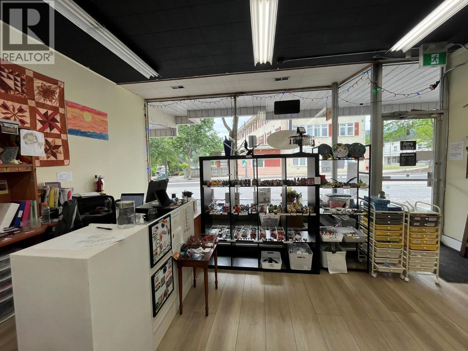 1127 4TH Street, Castlegar