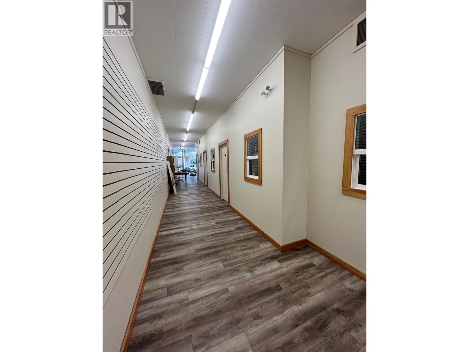  1127 4TH Street, Castlegar