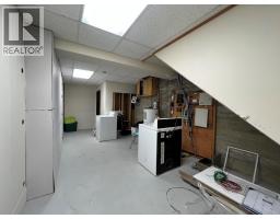 1127 4th Street, Castlegar, BC V1N2A8 Photo 43