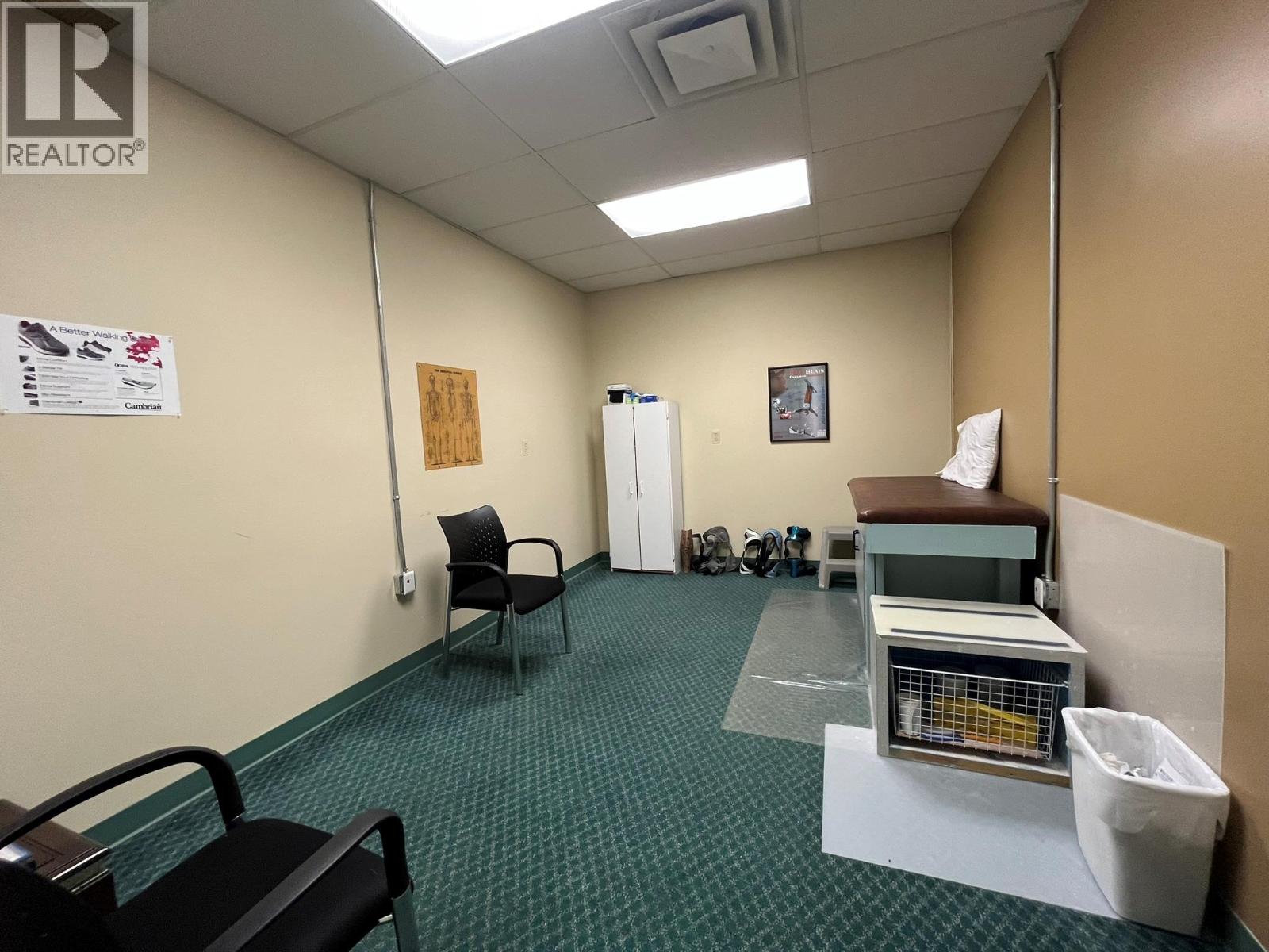  1127 4TH Street, Castlegar