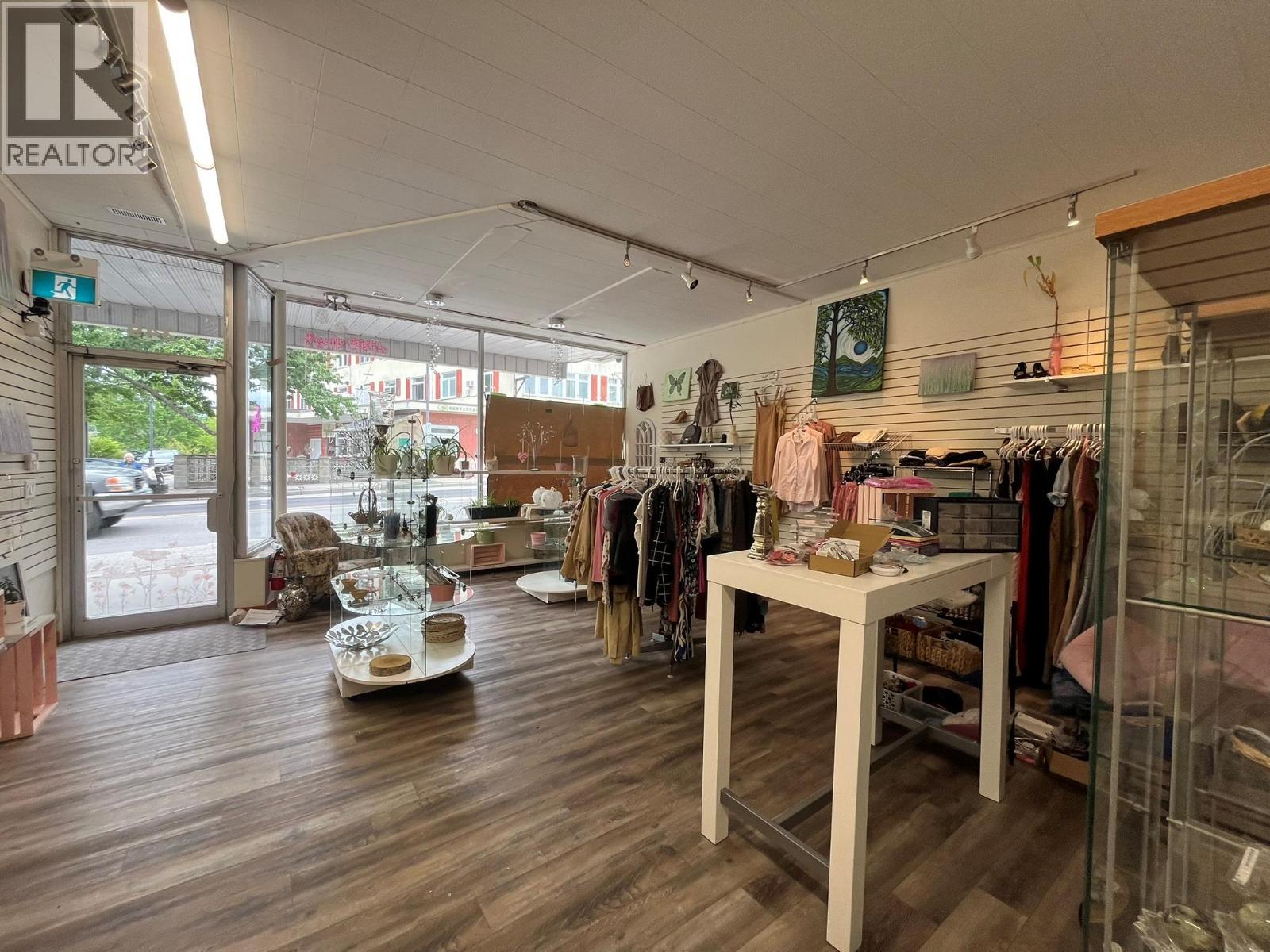  1127 4TH Street, Castlegar