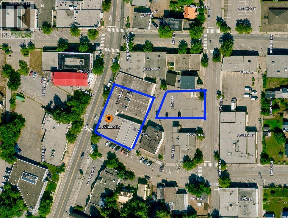  1127 4TH Street, Castlegar