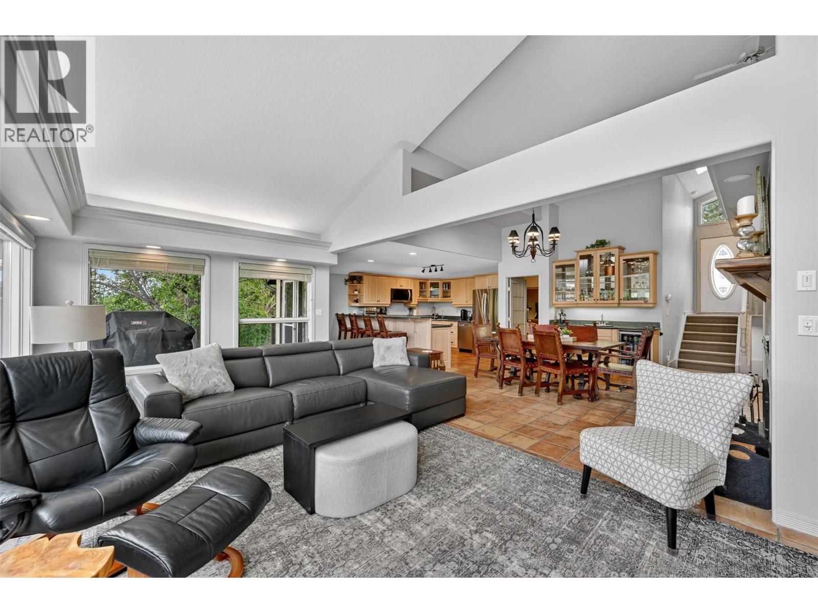 821 4th Avenue - 14