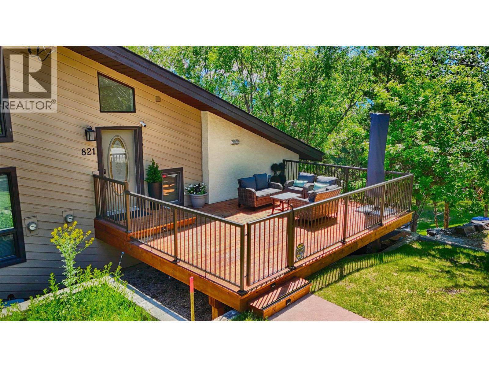 821 4th Avenue - 55