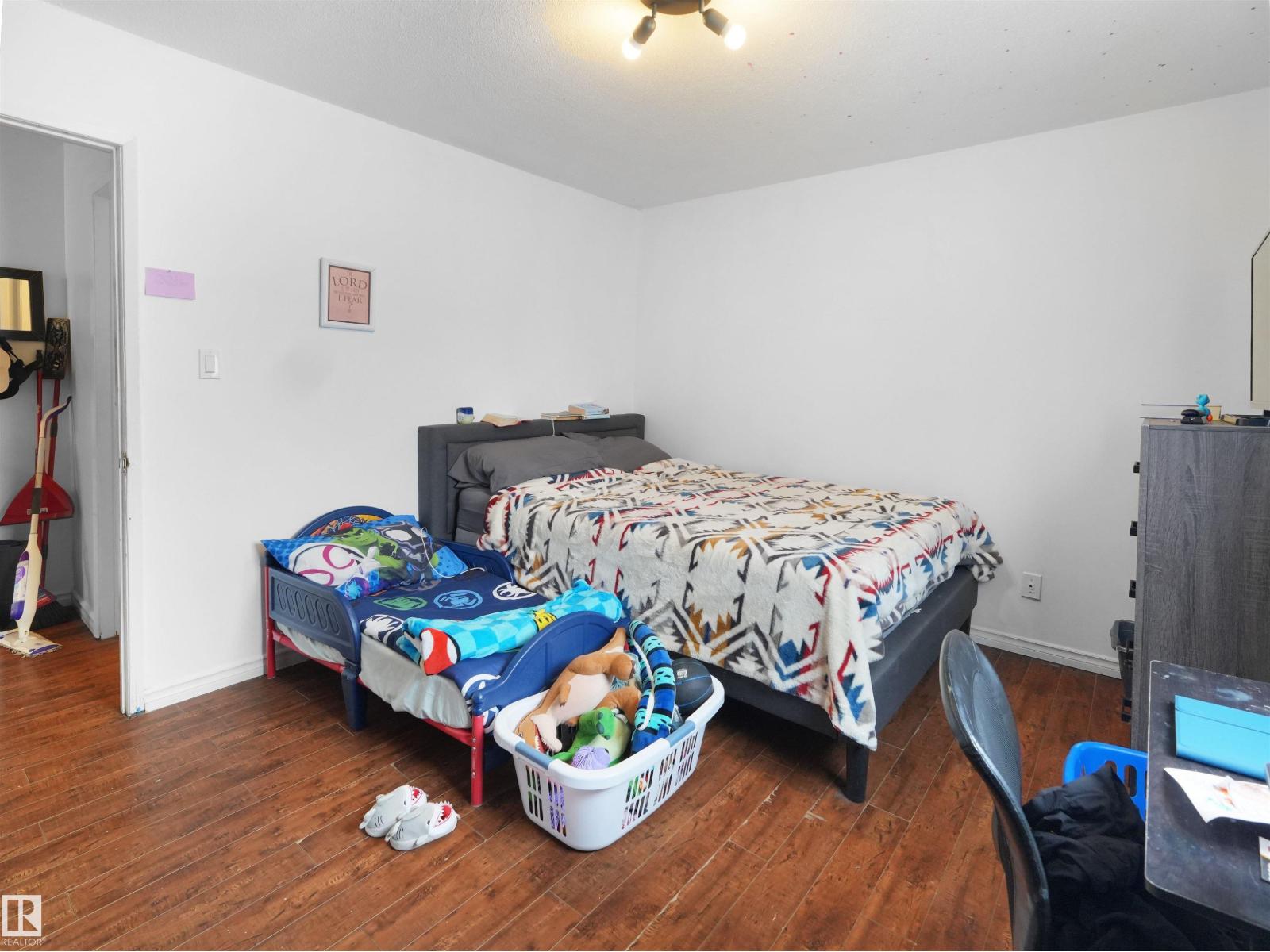 #204 9116 106 AV NW - 13