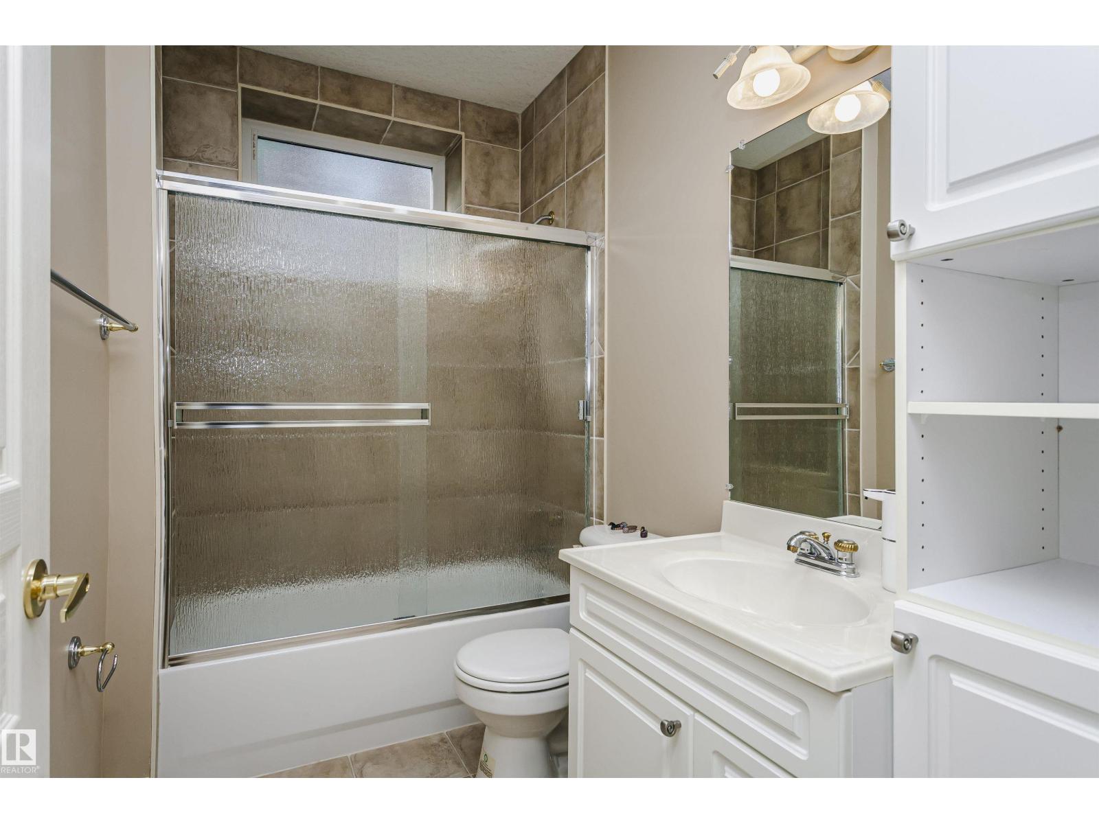 116 DARLINGTON CR NW — photo 38
