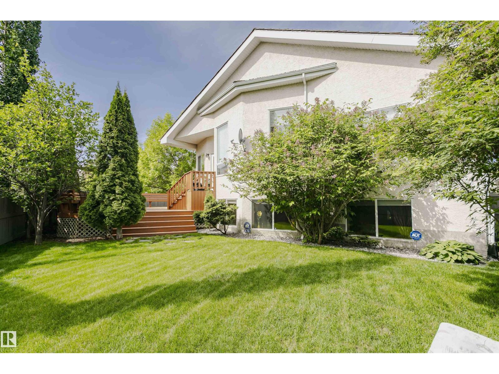 116 DARLINGTON CR NW — photo 47