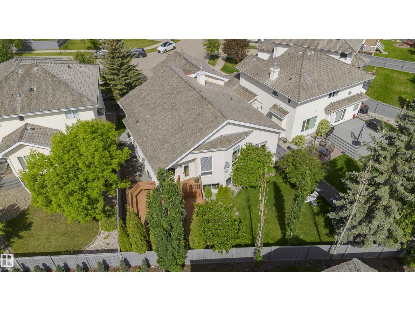 116 DARLINGTON CR NW — photo 51