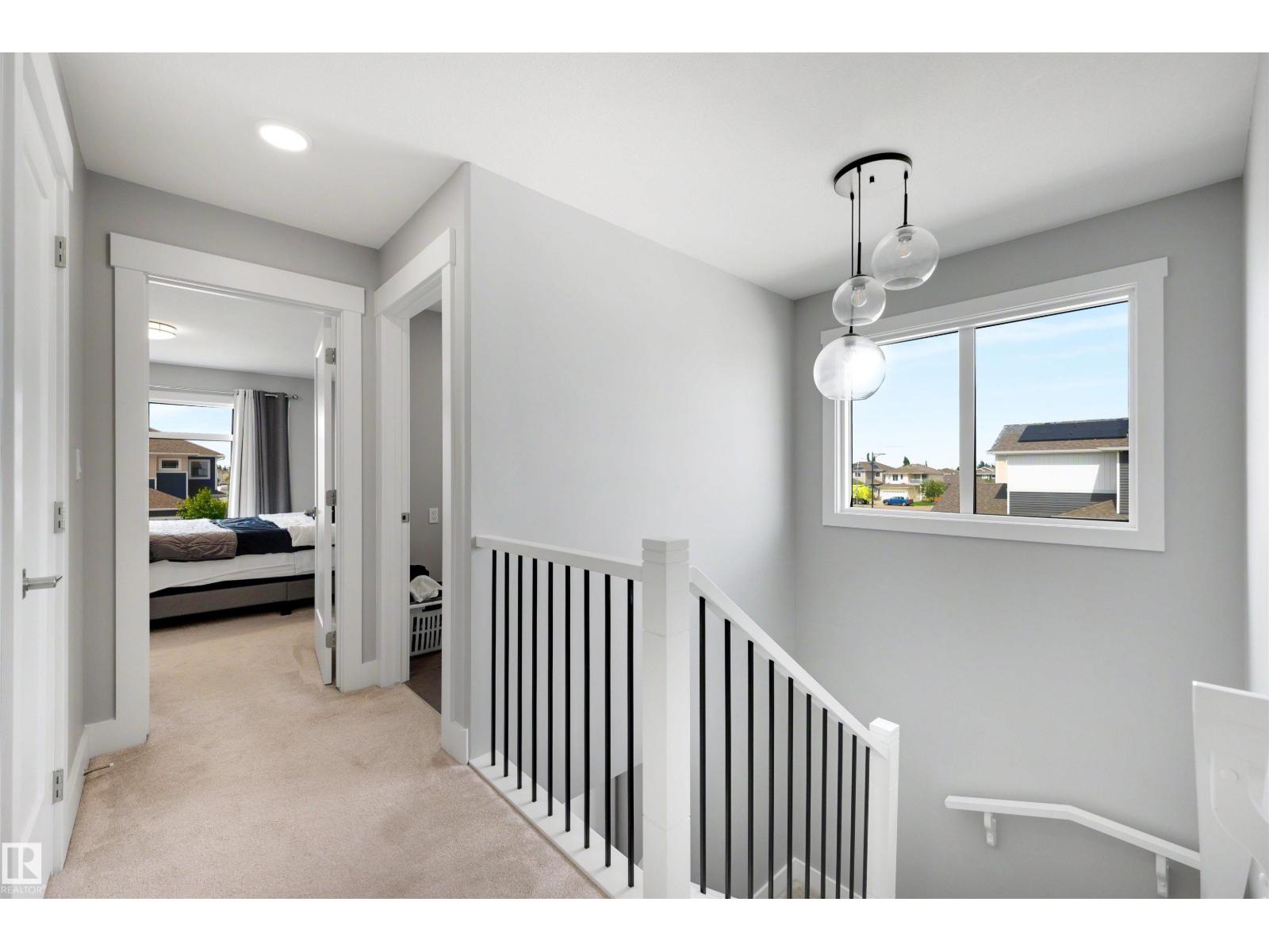 9631 89 ST - 18