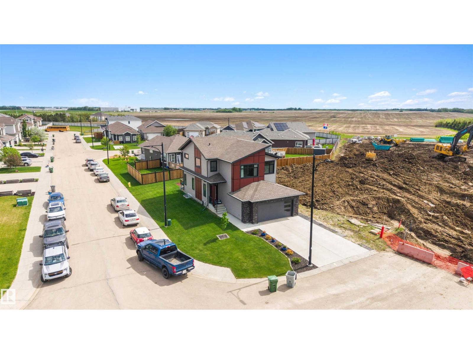 9631 89 ST - 47