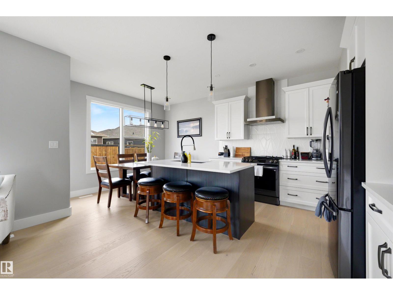 9631 89 ST - 5
