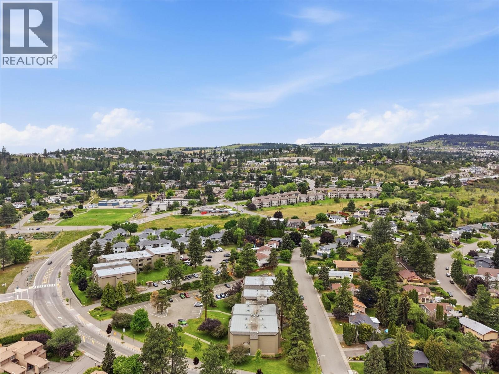 #111 245 GORDONHORN Crescent - 35