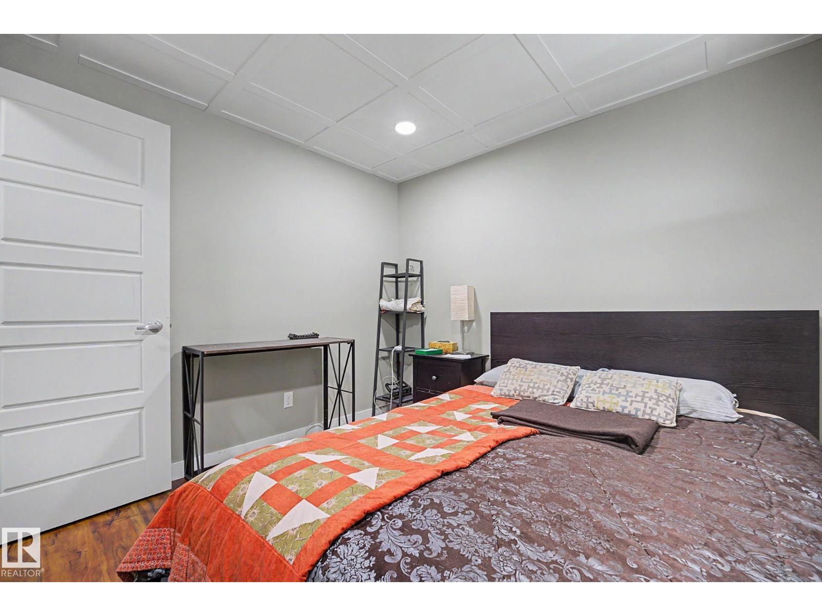 3343 WEIDLE WY SW - 35