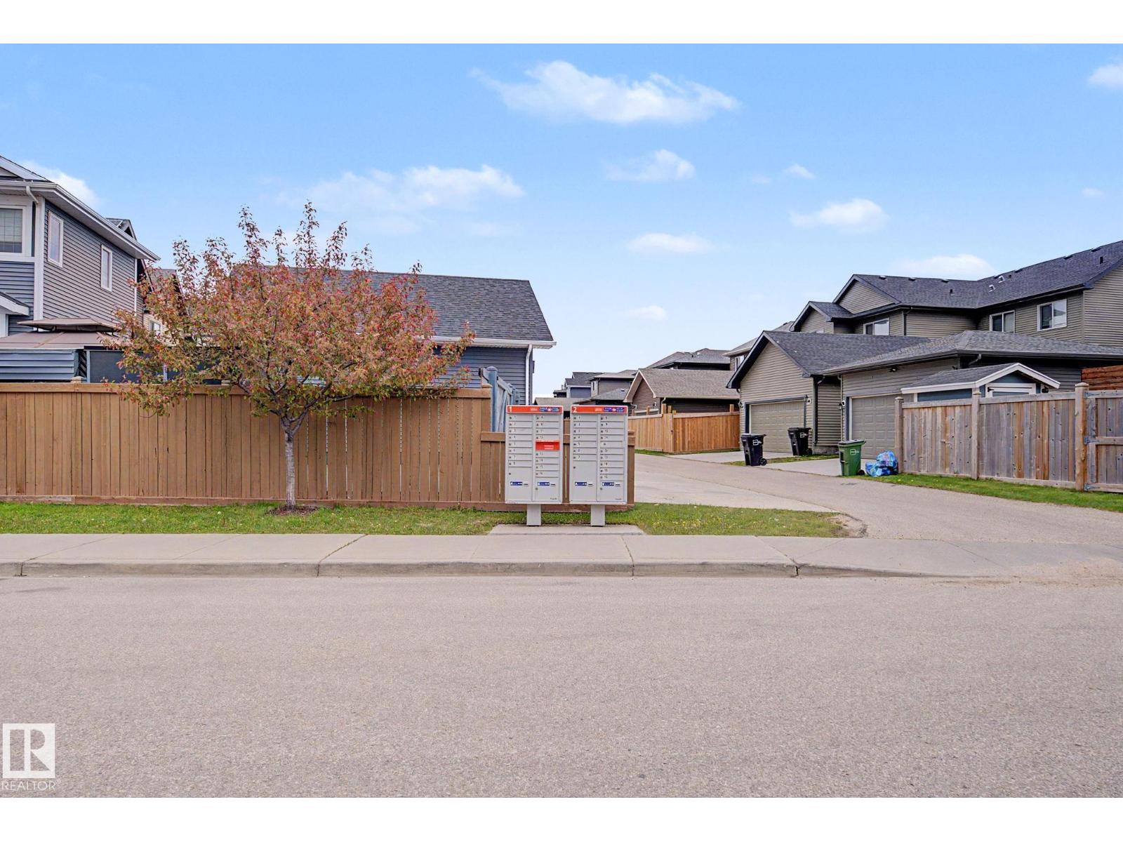 3343 WEIDLE WY SW - 43