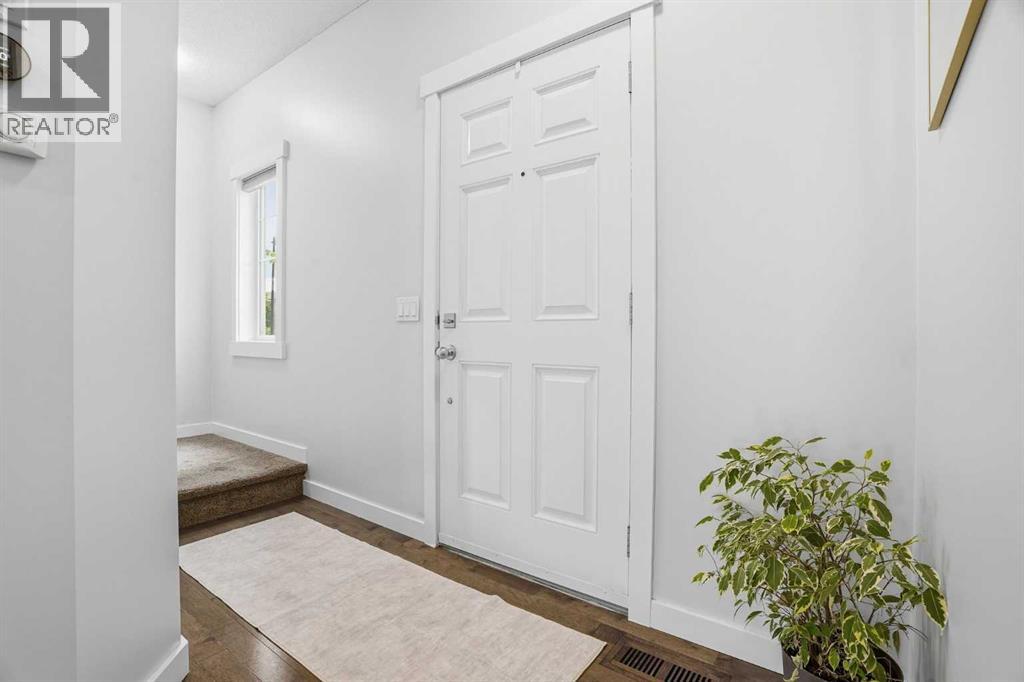 143 Elgin Meadows Way SE - photo 2