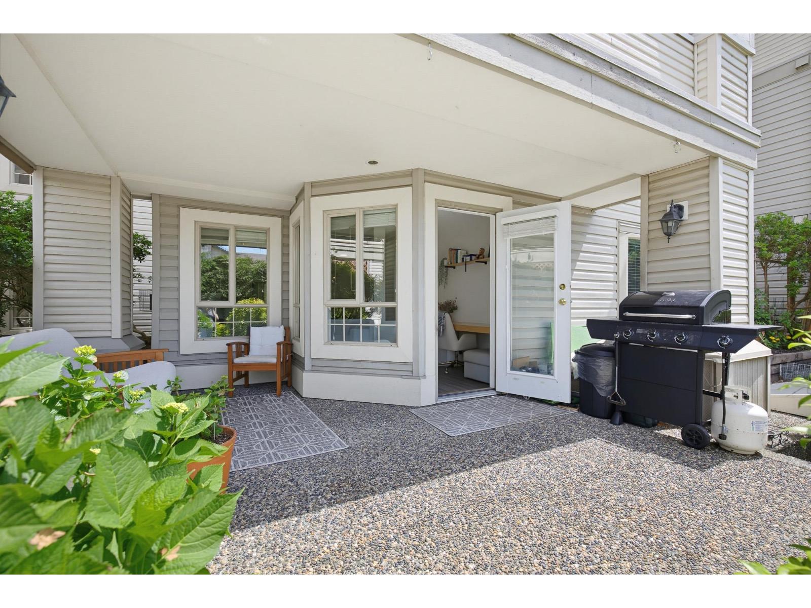 112 22015 48 AVENUE, Langley