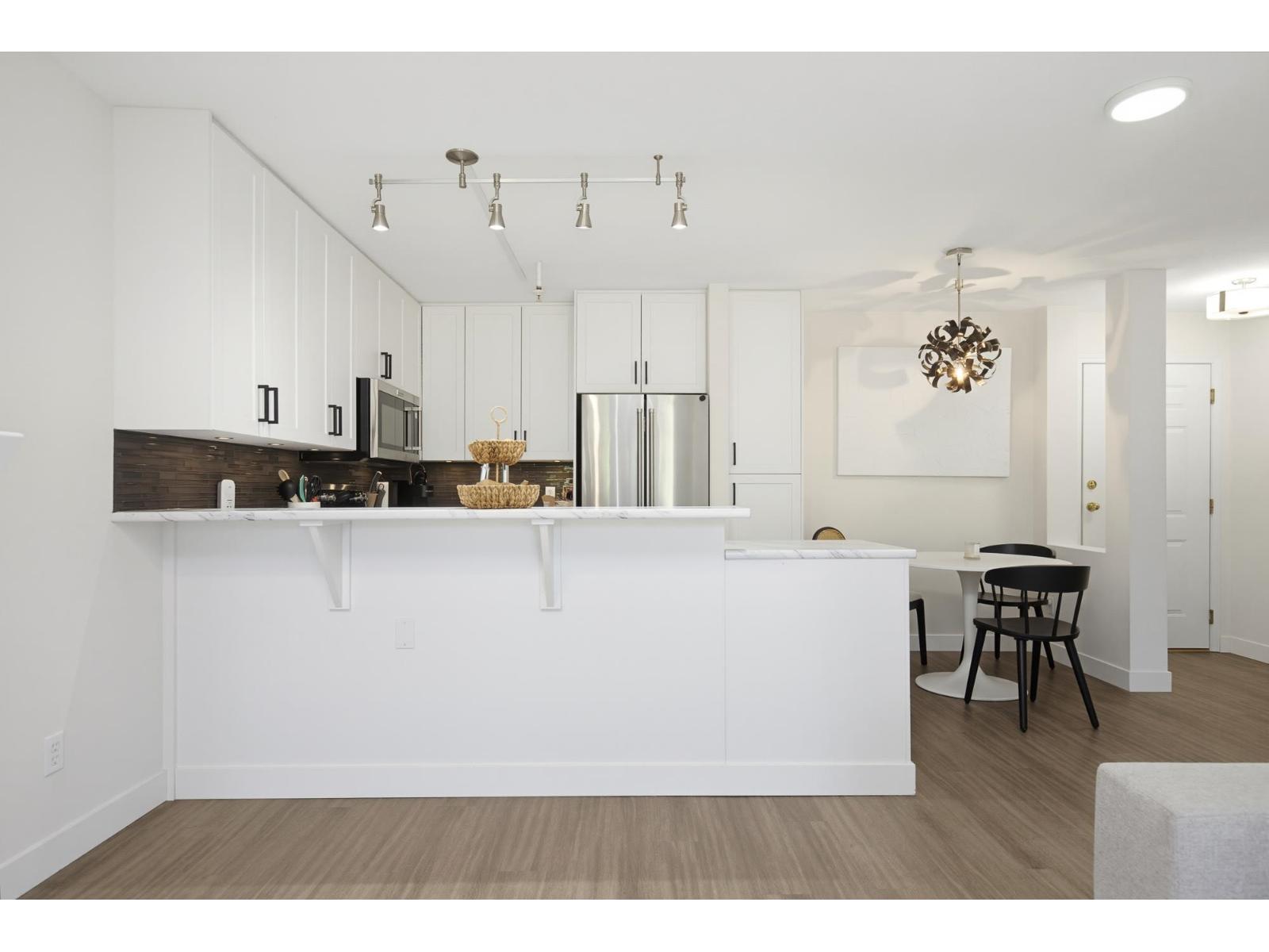 112 22015 48 AVENUE, Langley