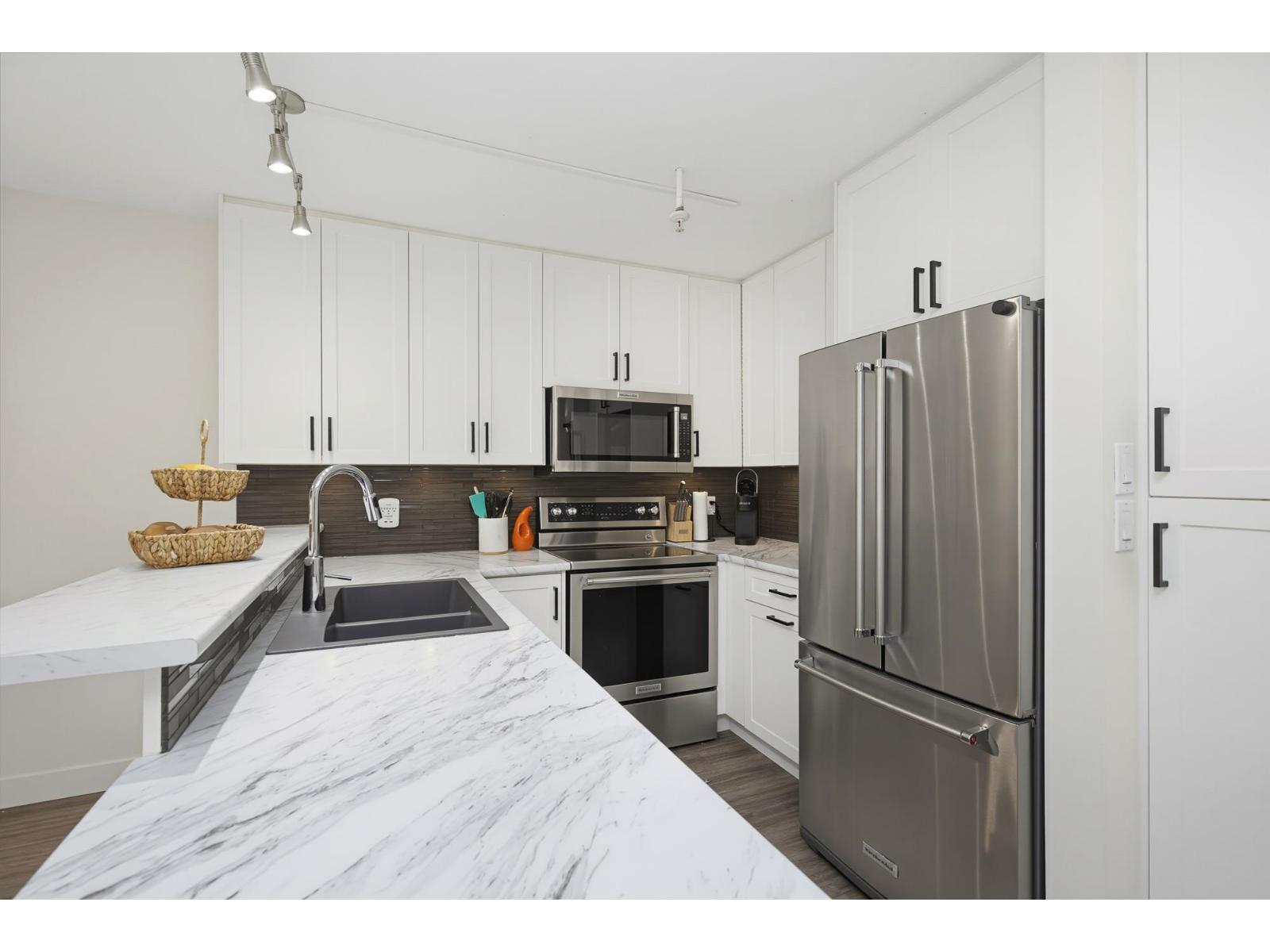 112 22015 48 AVENUE, Langley