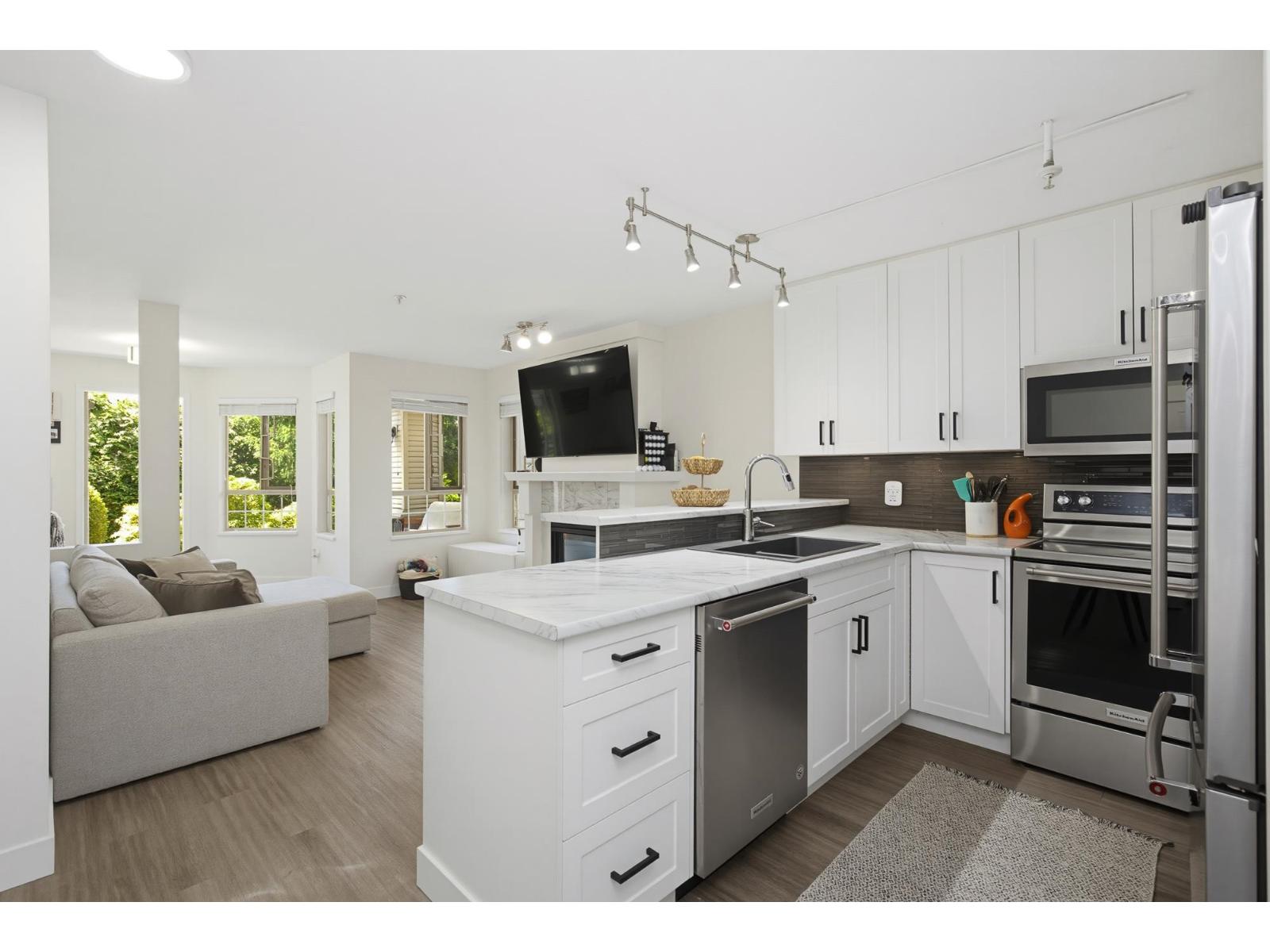 112 22015 48 AVENUE, Langley