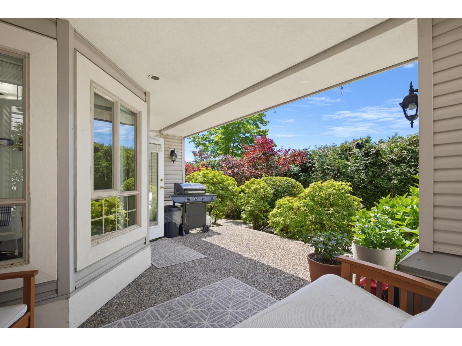 112 22015 48 AVENUE, Langley