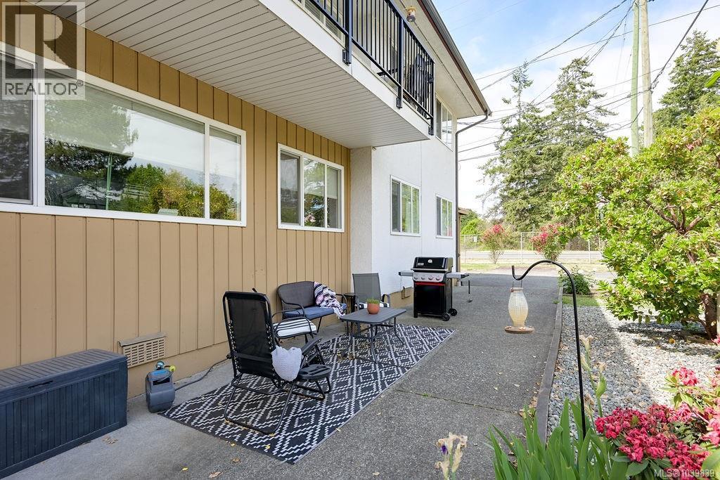 426 Burnside Rd W - 31
