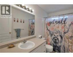 2094 Albea Rd, Campbell River, BC V9W6T4 Photo 21