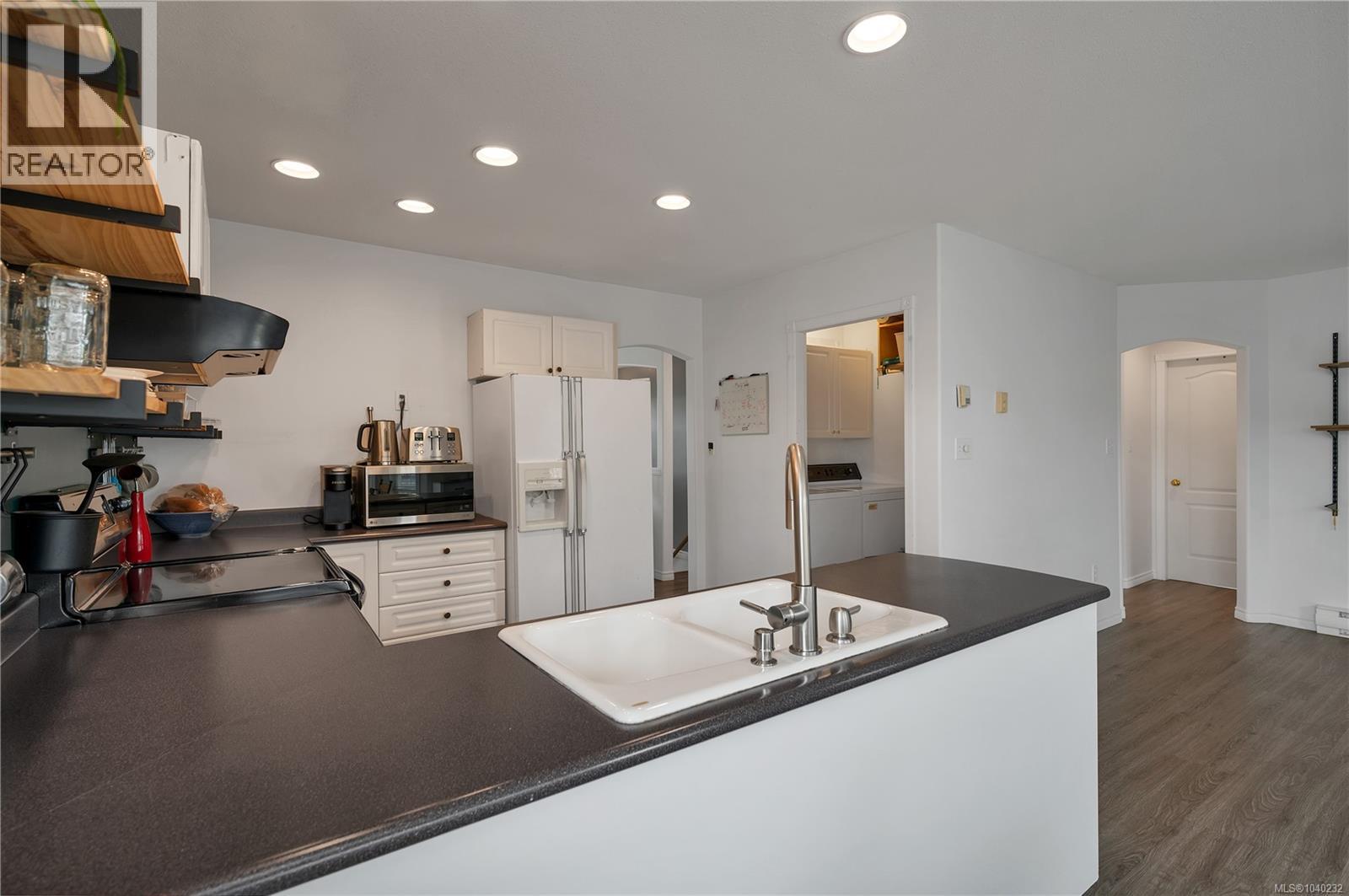 2094 Albea Rd, Campbell River